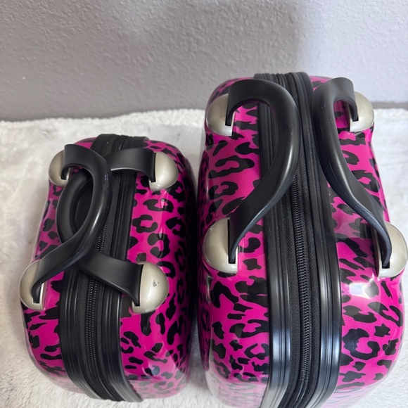 Dejuno 2 pc. Cosmetics Cases~Great Condition 💗🖤 - Picture 3 of 16